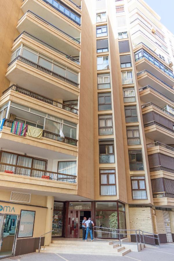 Apartamento 'El Balcon De La Malagueta' Málaga Dış mekan fotoğraf